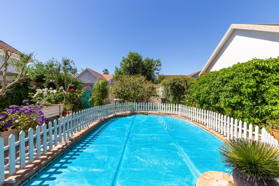 4 Bedroom Property for Sale in Port Owen Western Cape